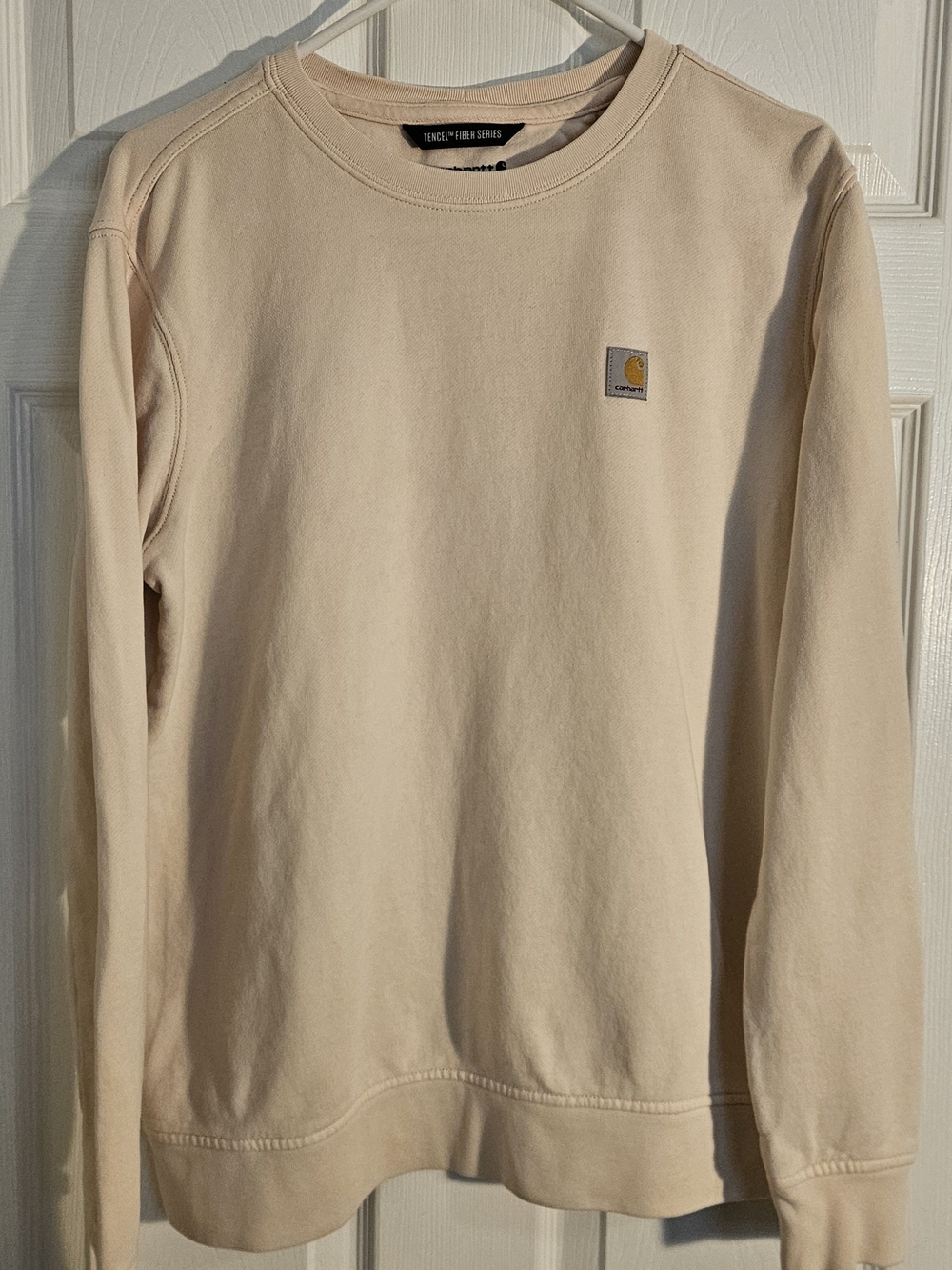 Carhartt Womens Small Cream Relaxed Fit Longsleeve Sweatshirt.